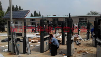 太陽能滾動(dòng)廣告果皮箱 華駿供應(yīng)廣州的綠色環(huán)保解決方案